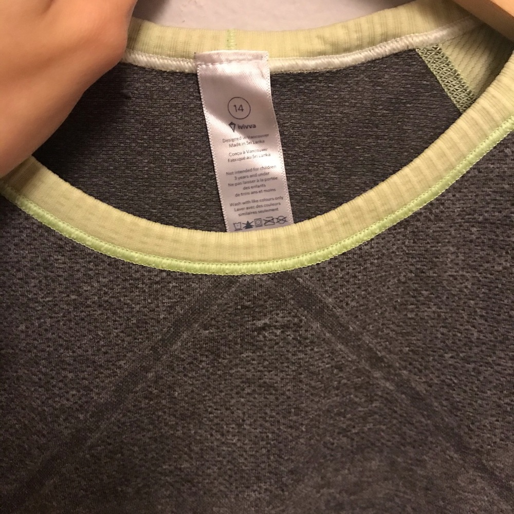 ivivva short sleeve!